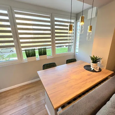 Trumpalaike Butu Nuoma Kaune Prie Kliniku Self Check-in דירה *