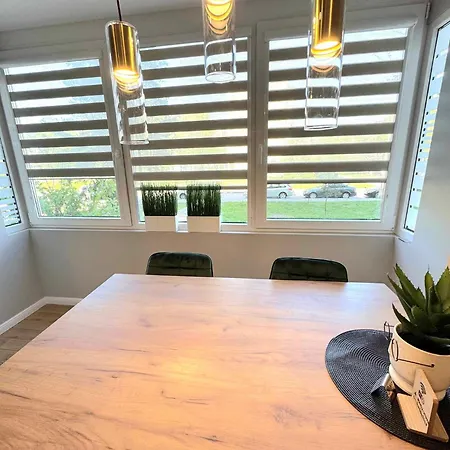 Trumpalaike Butu Nuoma Kaune Prie Kliniku Self Check-in 公寓 考纳斯